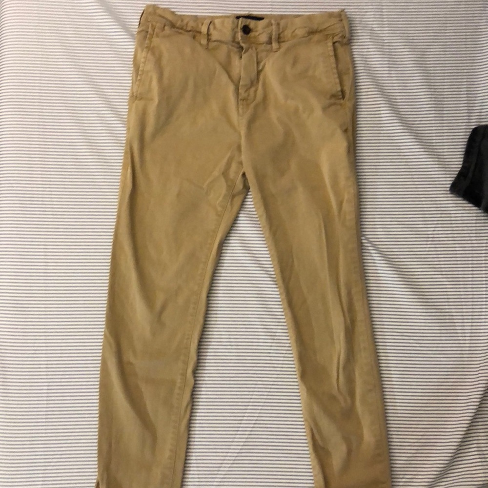 American Eagle skinny chino khaki